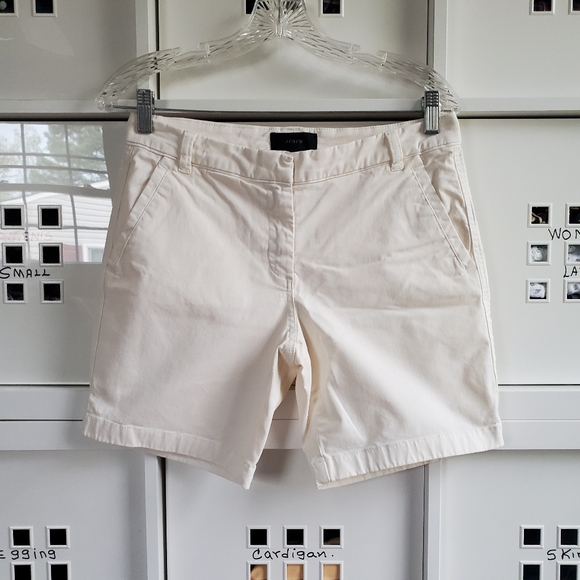 J.CREW Cream colored Women’s Shorts Size 6 - Picture 7 of 8